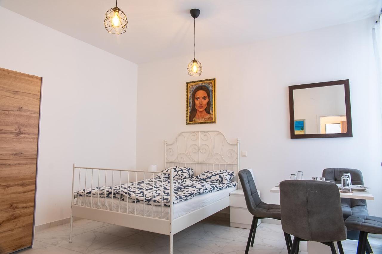 Family&Friends Apartments Schoenbrunn Wien Ngoại thất bức ảnh