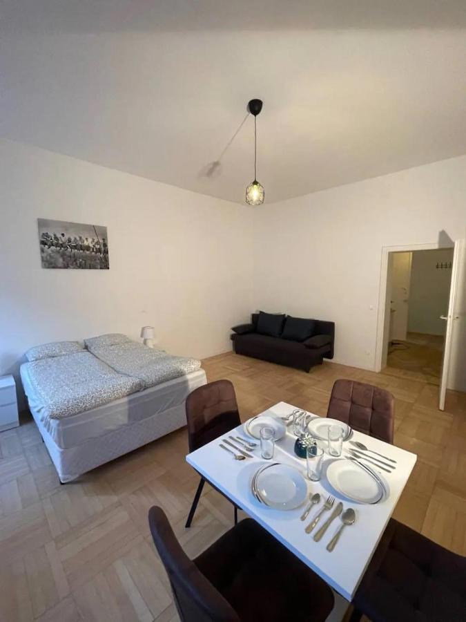 Family&Friends Apartments Schoenbrunn Wien Ngoại thất bức ảnh