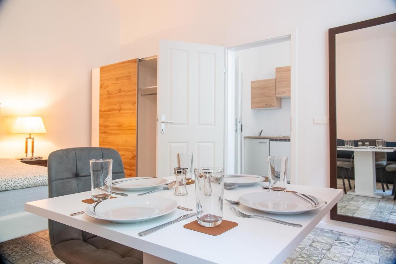 Family&Friends Apartments Schoenbrunn Wien Ngoại thất bức ảnh