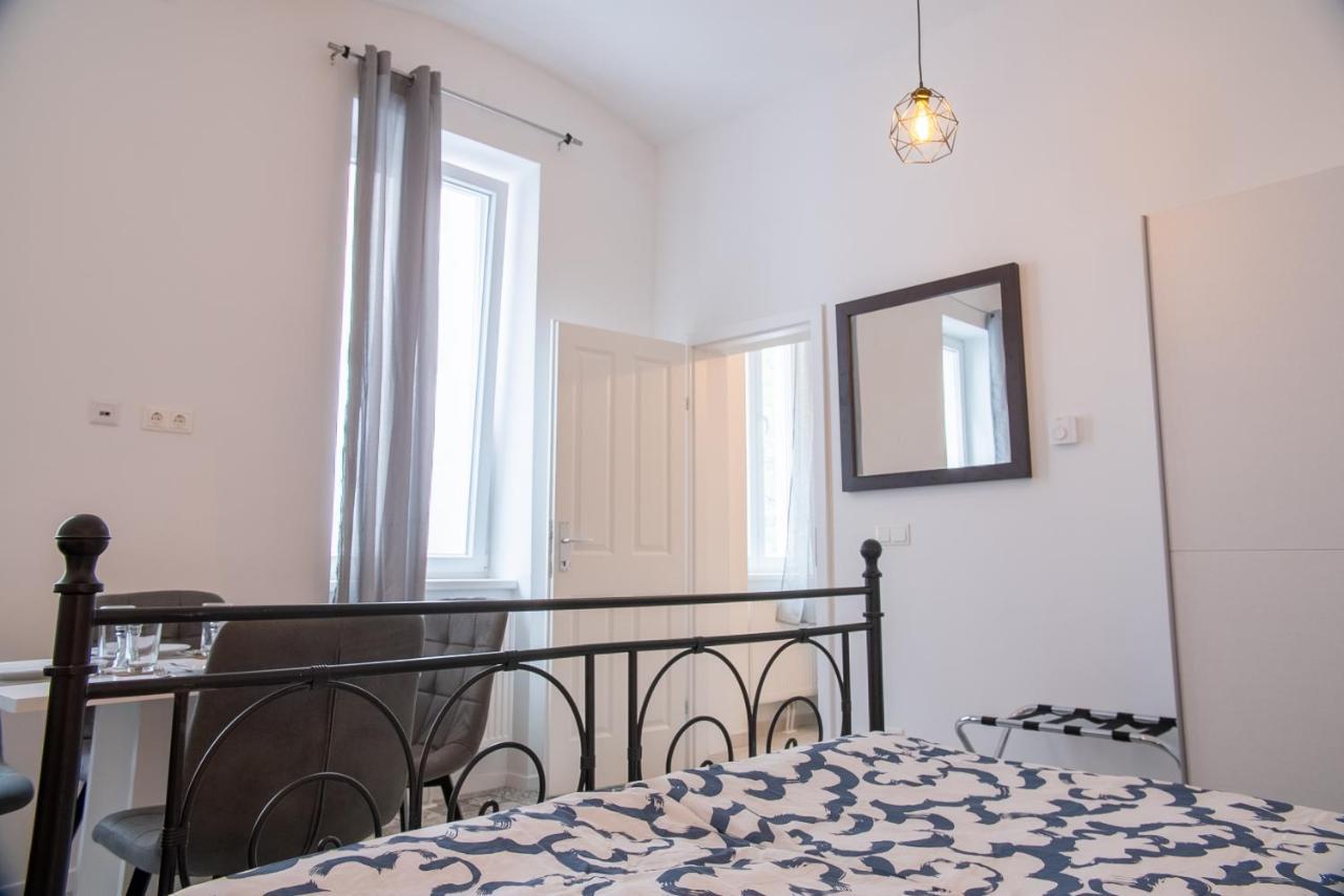 Family&Friends Apartments Schoenbrunn Wien Ngoại thất bức ảnh