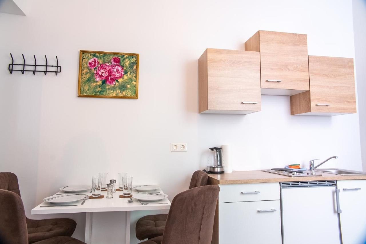Family&Friends Apartments Schoenbrunn Wien Ngoại thất bức ảnh