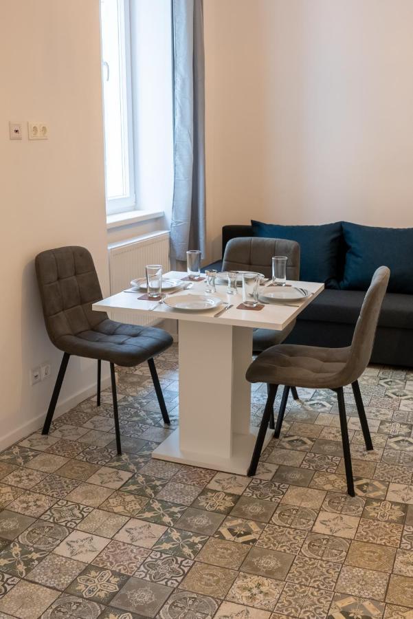 Family&Friends Apartments Schoenbrunn Wien Ngoại thất bức ảnh