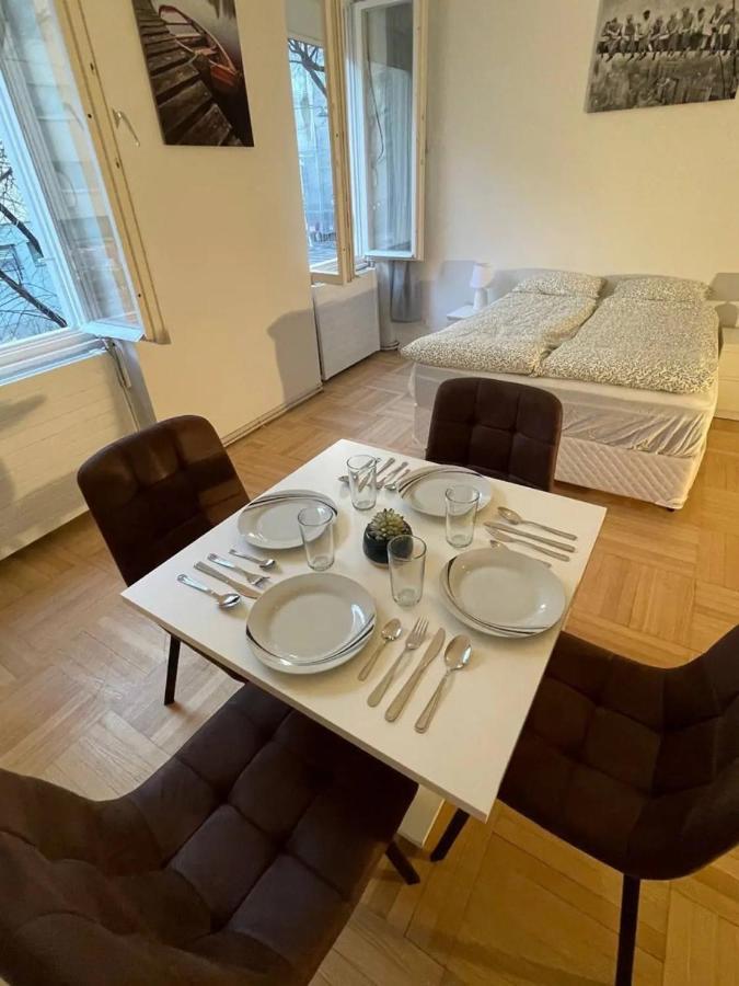 Family&Friends Apartments Schoenbrunn Wien Ngoại thất bức ảnh